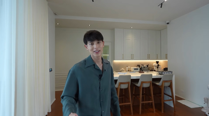 บ้าน เจมส์ จิรายุ มุมกาแฟ