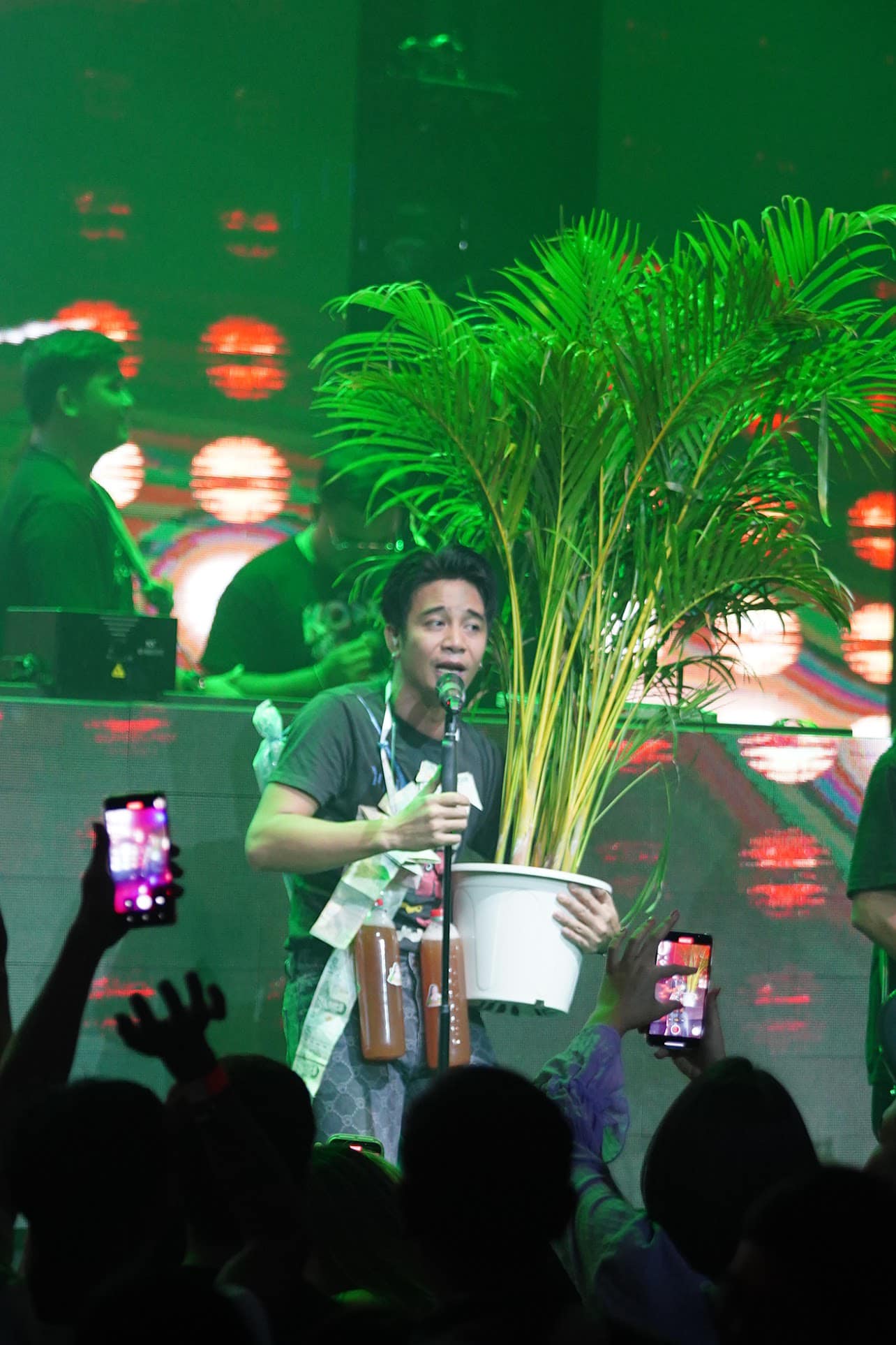 ก้อง ห้วยไร่