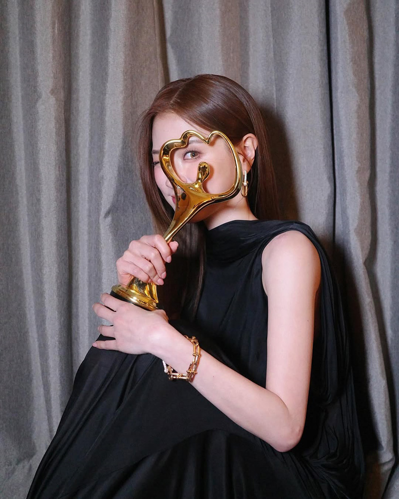 เผยแล้ว ใบเฟิร์น พิมพ์ชนก ได้รางวัลอะไรที่จีน