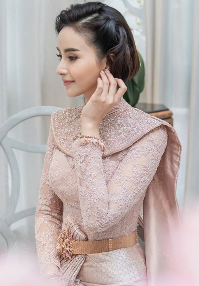 น้ำฝน พัชรินทร์, ชุดแต่งงาน