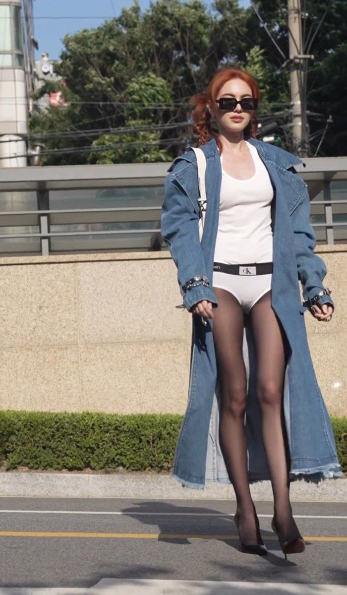 ใหม่ ดาวิกา