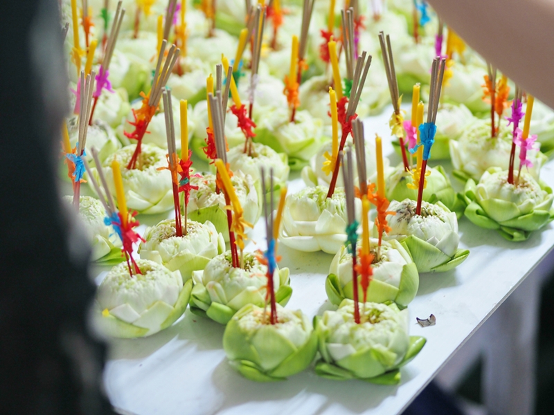 กระทงดอกบัว