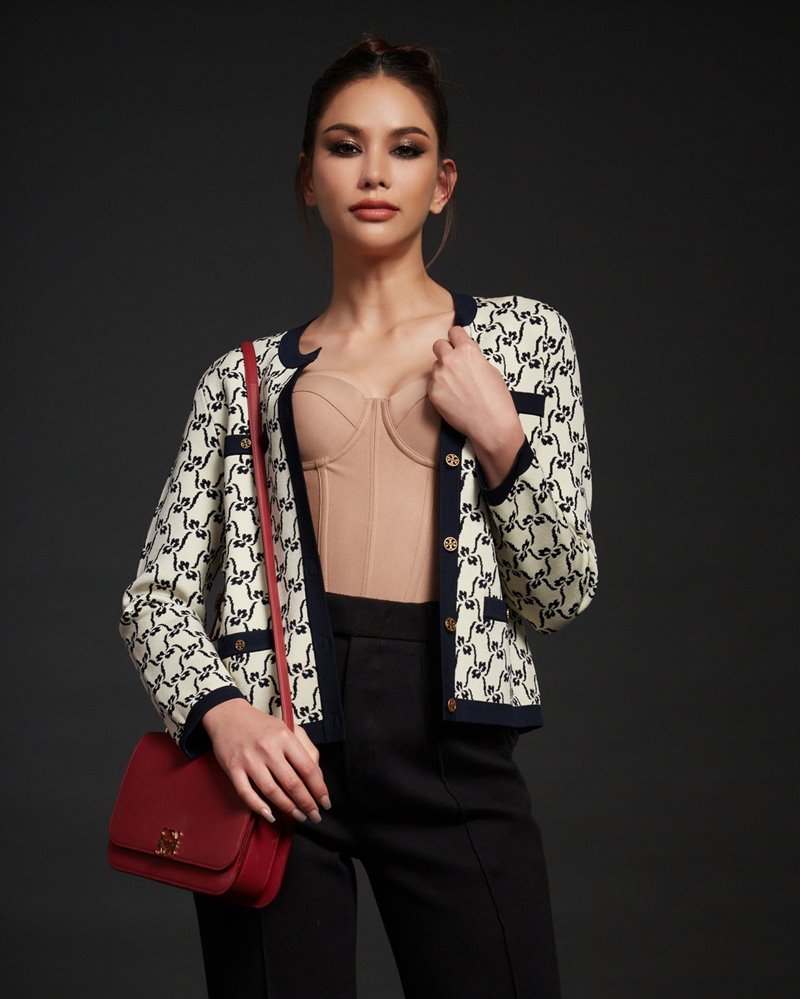 แอนนา เสืองามเอี่ยม