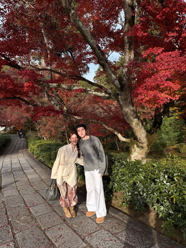 เชา ชวลิต ขอแฟนสาวแต่งงาน