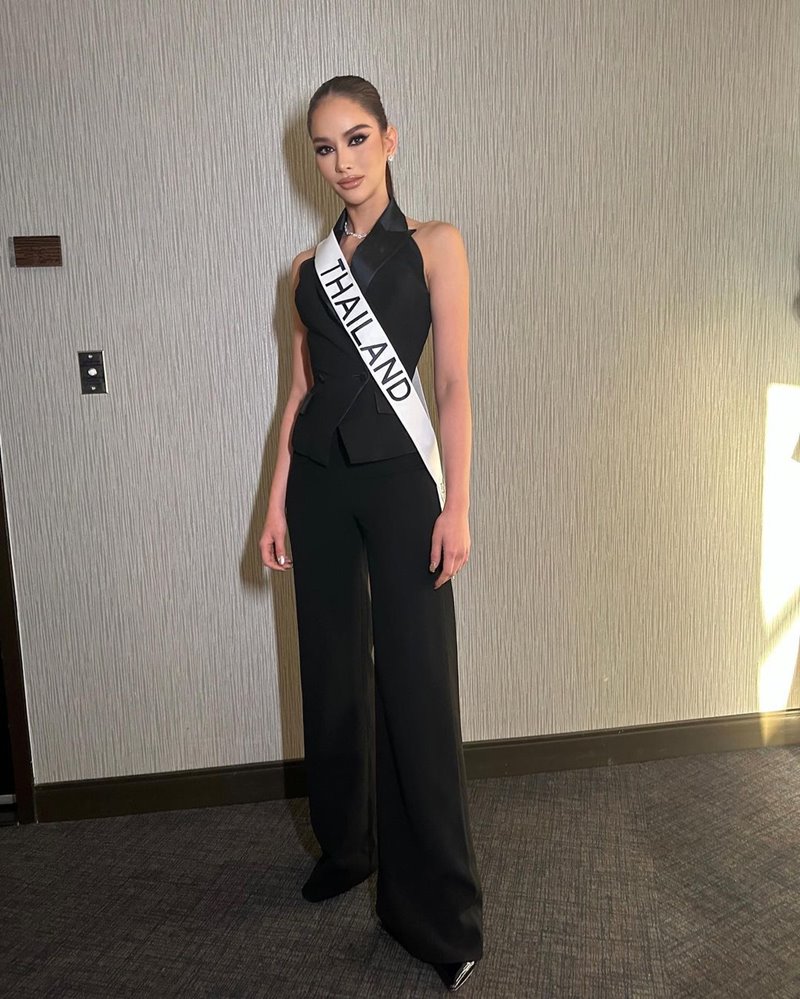 แอนนา เสืองามเอี่ยม