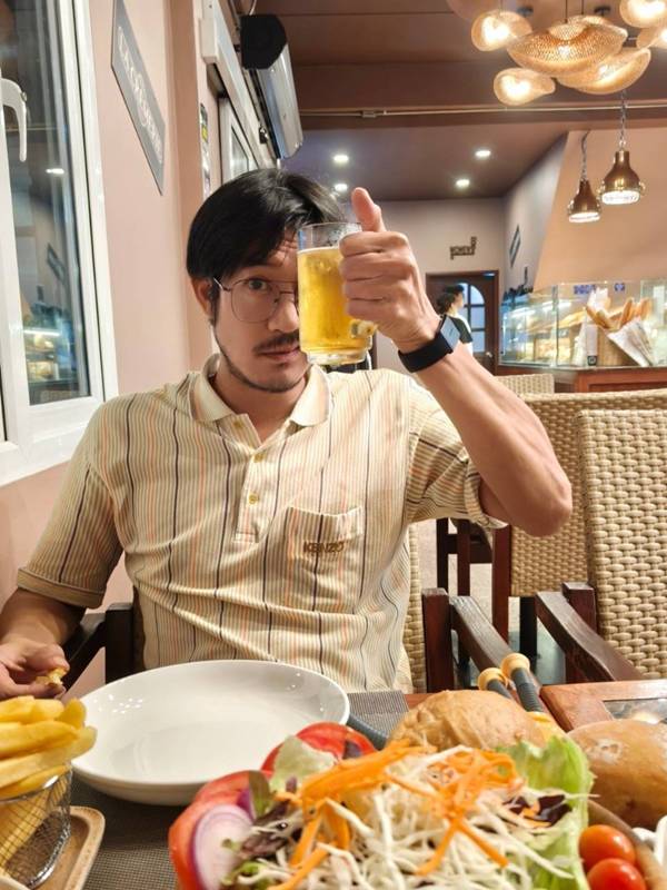 เวียร์ ศุกลวัฒน์