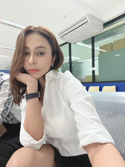 นิกกี้ขยี้ข่าว ประวัติ