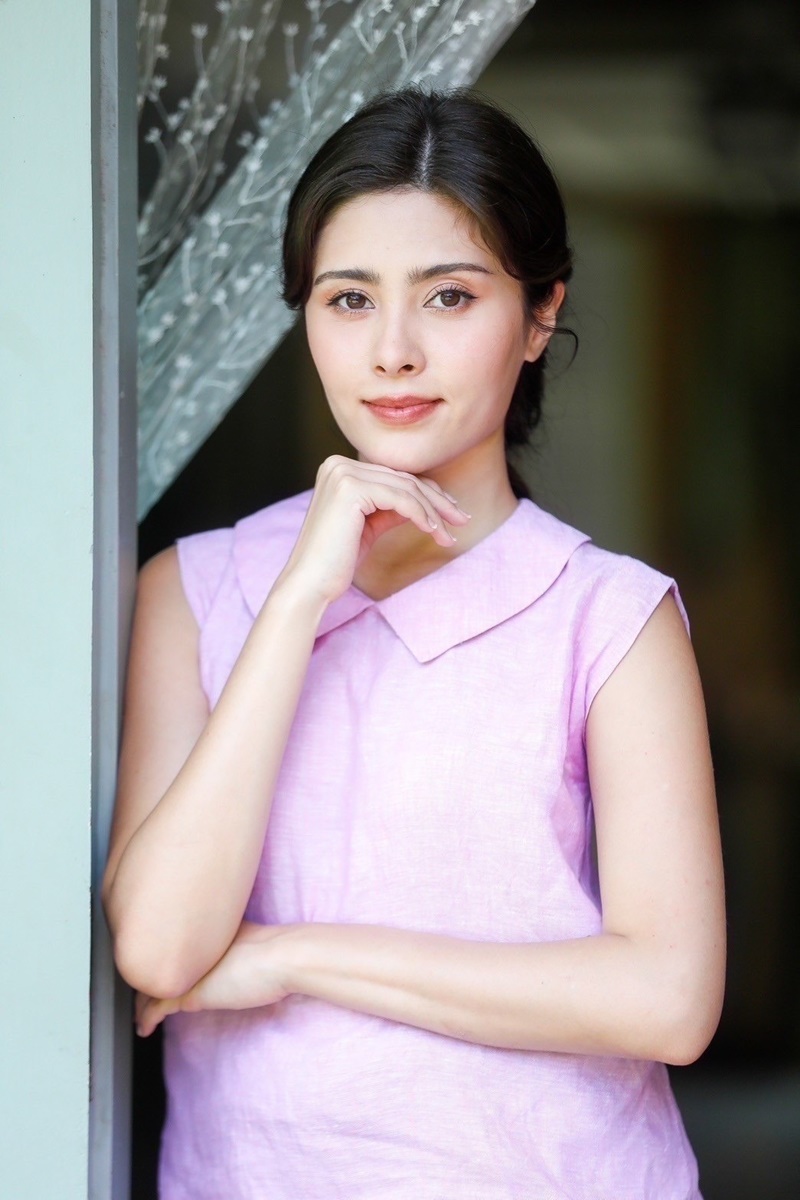 เรือนโชนแสง มิลลี่ คามิลล่า