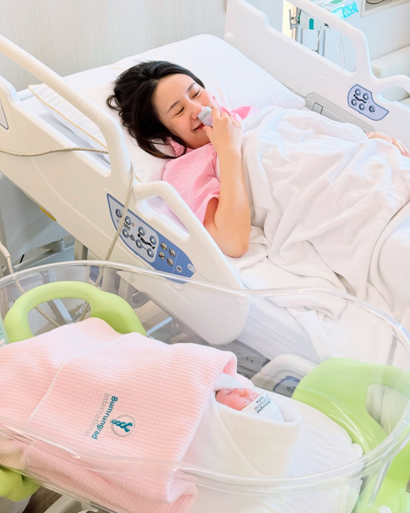 เมอา Mayy R ยูทูบเบอร์ดัง คลอดแล้ว