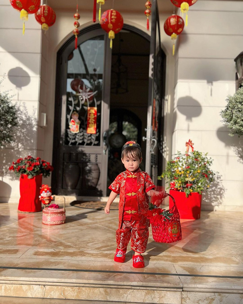 กรณ์ ศรีริต้า พาลูกฉลองตรุษจีนพร้อมหน้า ครอบครัว ณรงค์เดช 