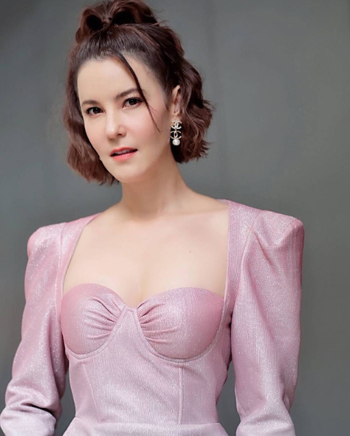 ธัญญ่า ธัญญาเรศ ดาราศัลยกรรม