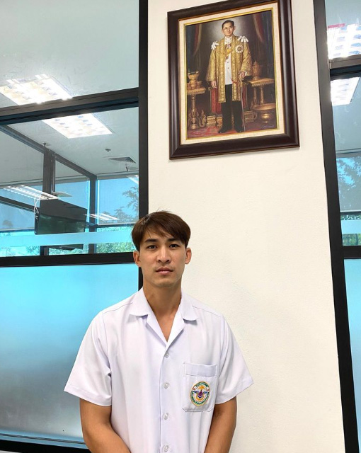 หมอก้อง สรวิชญ์