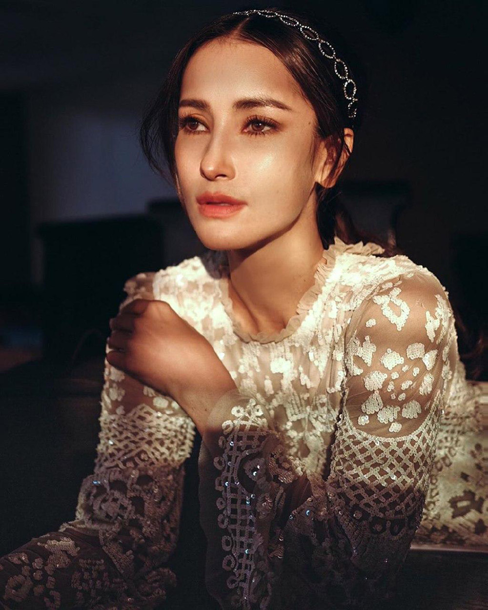 แอน ทองประสม ดาราลูกครึ่งหญิง