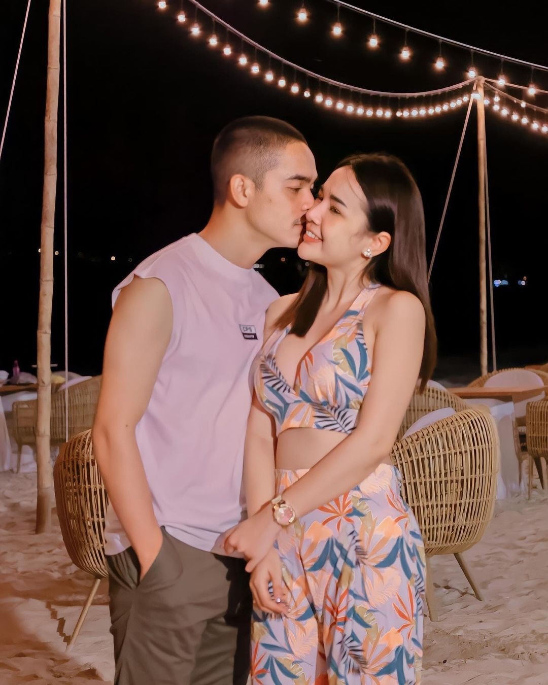  เจนนี่ ยิว