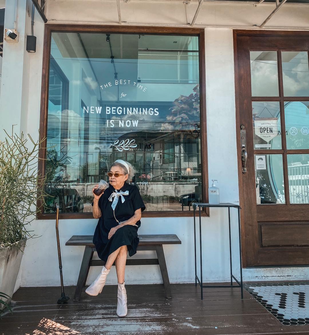 คุณยายหงส์ทอง