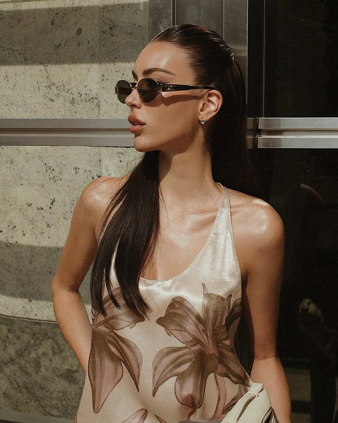 เจสซี่ เดอะเฟซ นางแบบสาวสวยหุ่นสับ