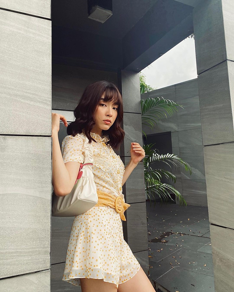 โม มนชนก