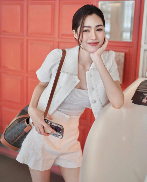 หลิงหลิง คอง แฟชั่น