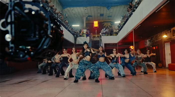 เบื้องหลัง ROCKSTAR