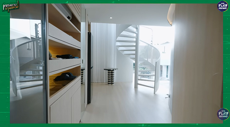 บ้านกอล์ฟ พิชญะ