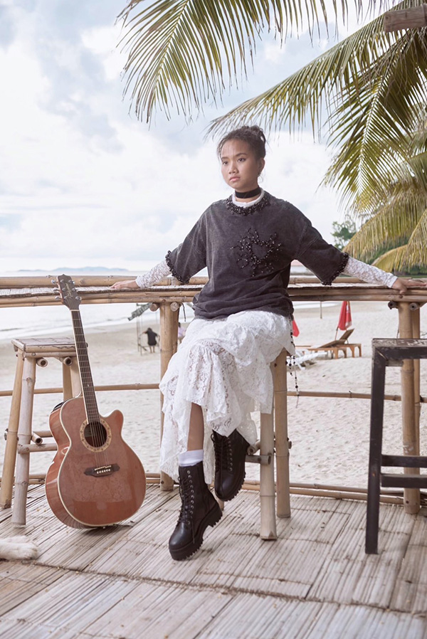 แพร ชนา ประวัติ