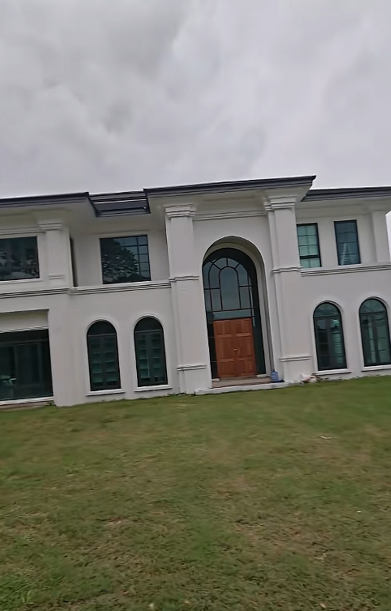 บ้านพีท ทองเจือ