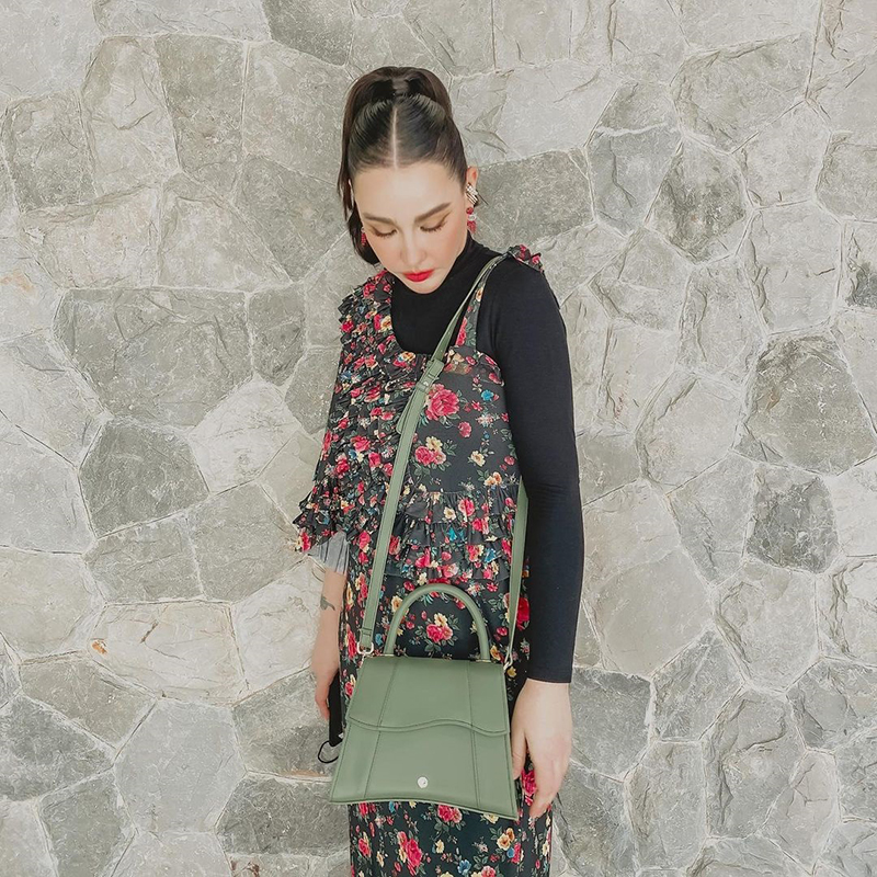 แหม่ม วิชุดา