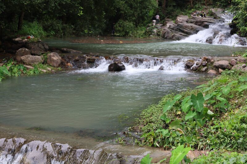 น้ำตกลานรัก นครนายก 