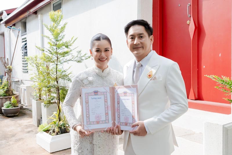 หมิง ชาลิสา ควงแฟนหนุ่ม แต่งงานจดทะเบียนสมรถ