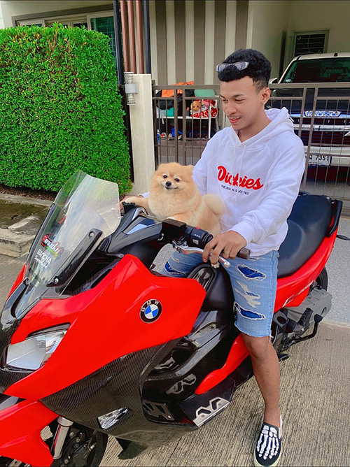 โชค รถแห่