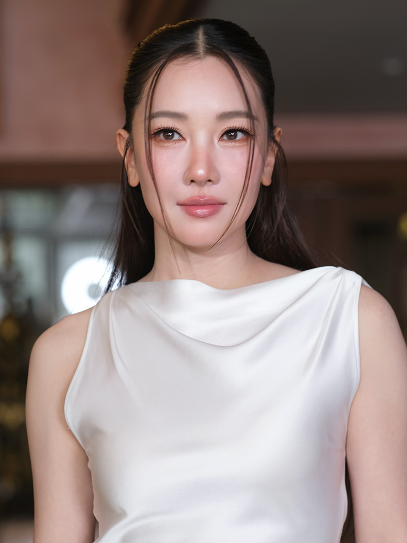 นุ่น วรนุช