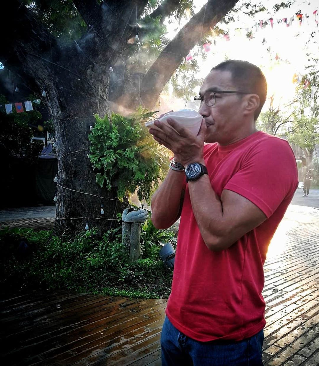 บ๊วย เชษฐวุฒิ