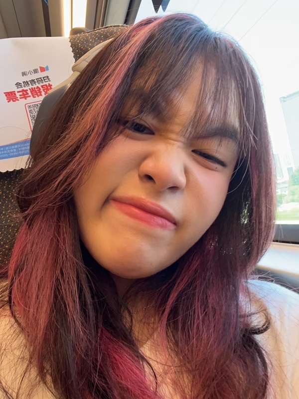 น้องนกยูง ลูกสาวเสนาลิง