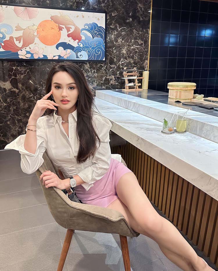 นาย ชนุชตรา