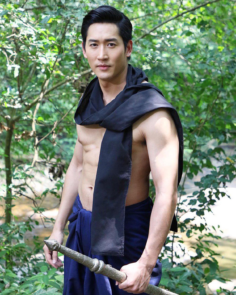 ไนกี้ นิธิดล