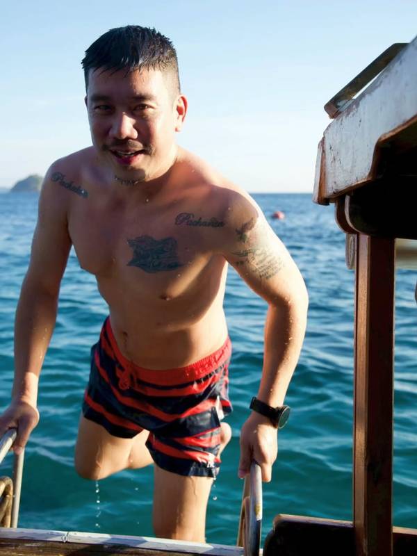 แบงค์ พชร พา โบว์ เบญจวรรณ เที่ยวหลีเป๊ะ