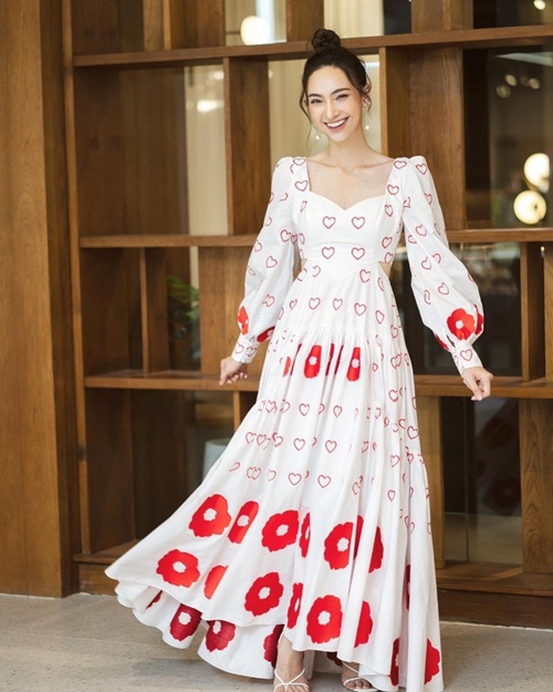 แอนน่า กลึคส์