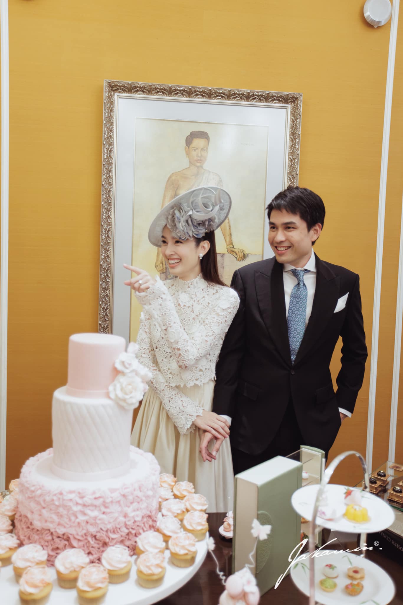 ไฮโซโอ๊ค - ปอย ตรีชฎา