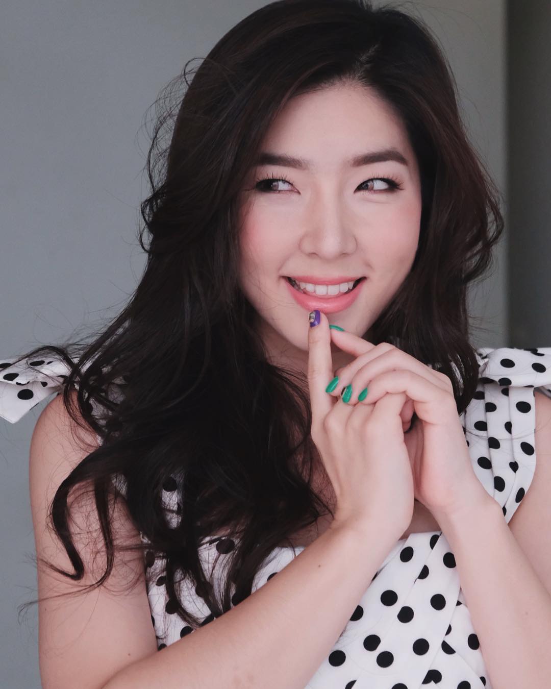 จียอน