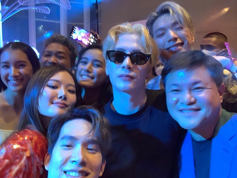 ดาราร่วมปาร์ตี้ แจ็คสัน หวัง