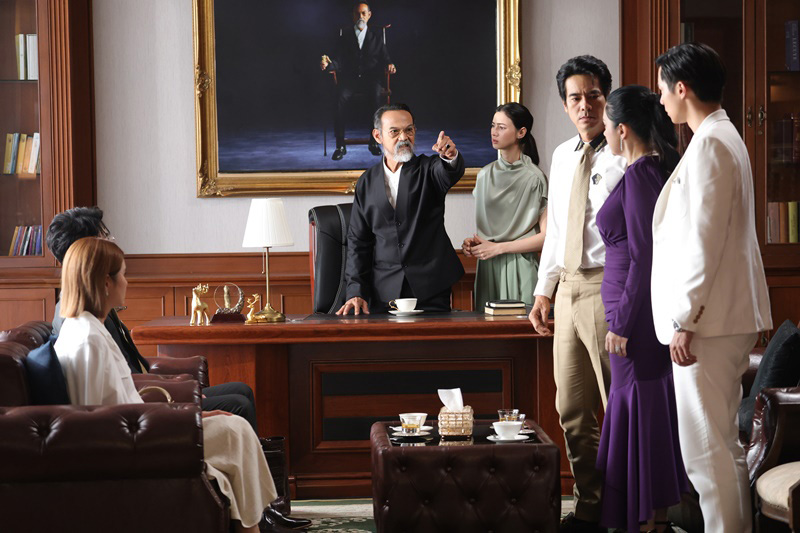 อ่ำ อัมรินทร์ สายรักสายเลือด