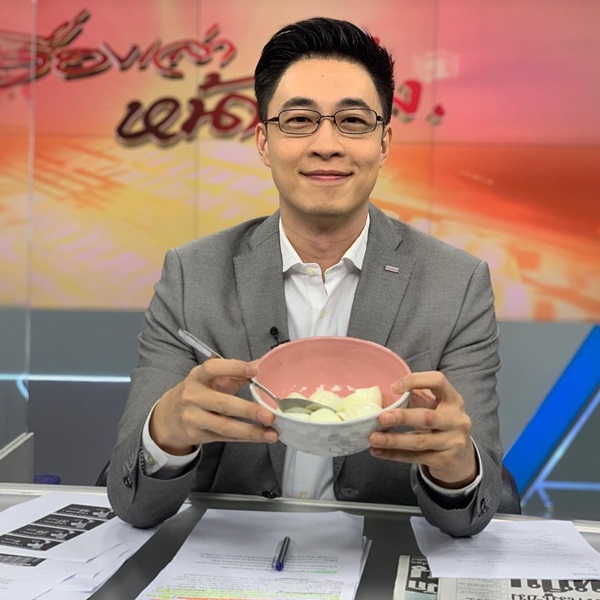 ไก่ ภาษิต