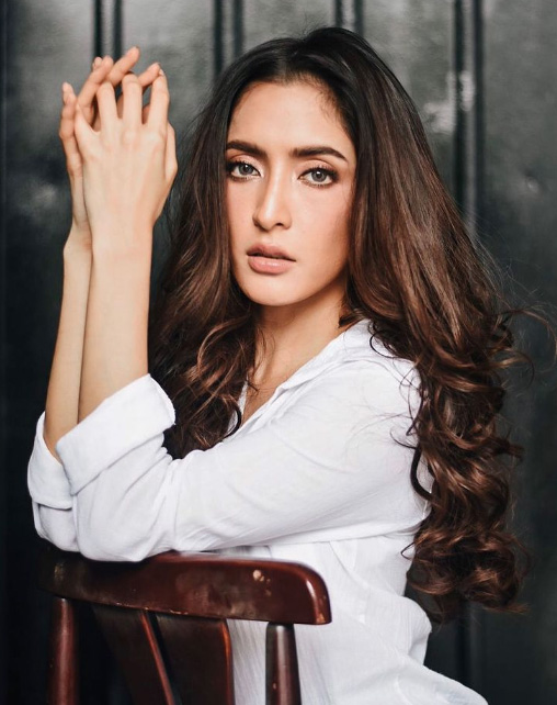 พิ้งค์กี้ สาวิกา