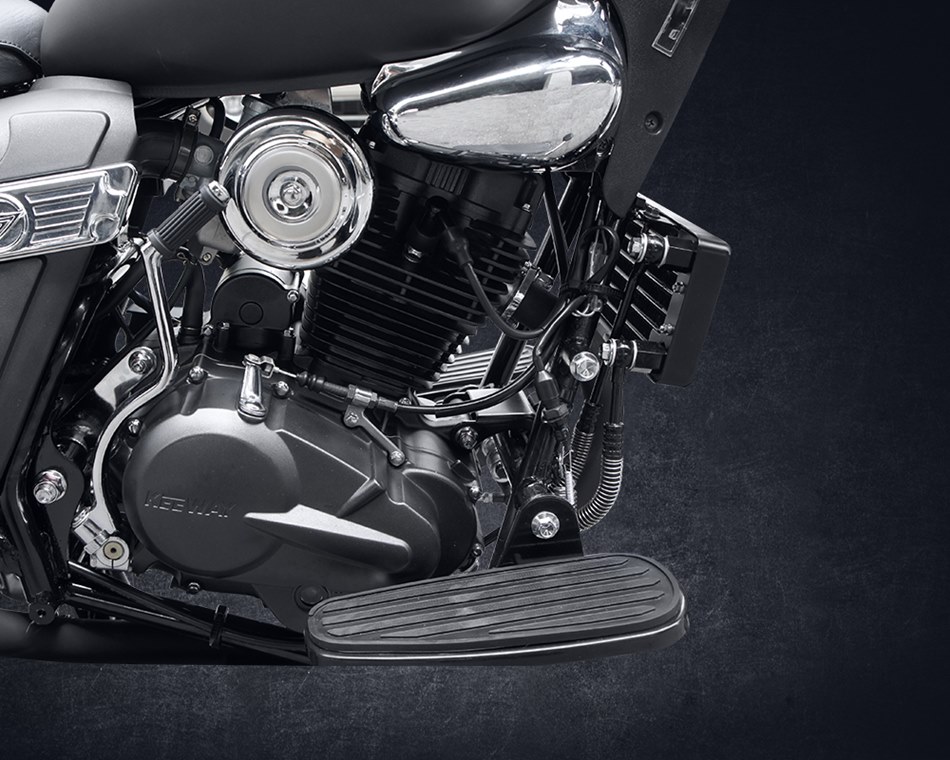 Keeway Superlight 200 2022