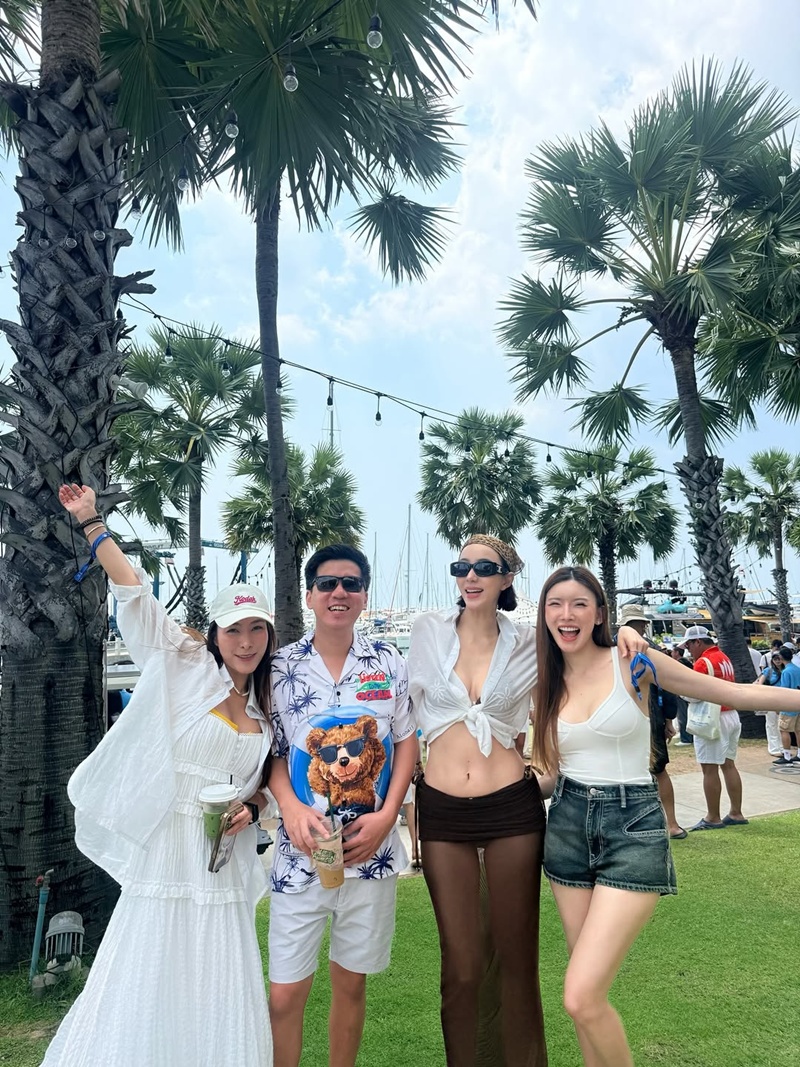 นิวเคลียร์ พลอย