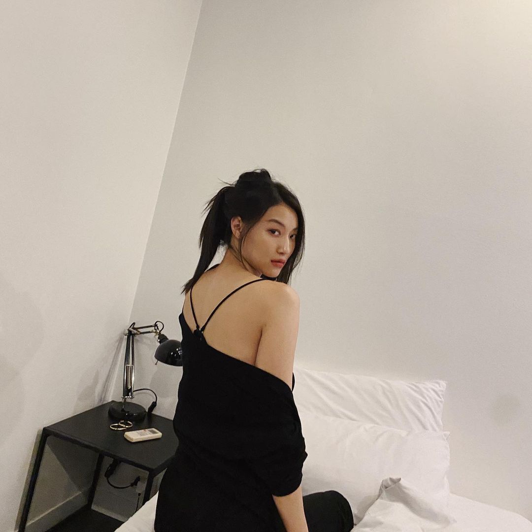 จิงจิง วริศรา