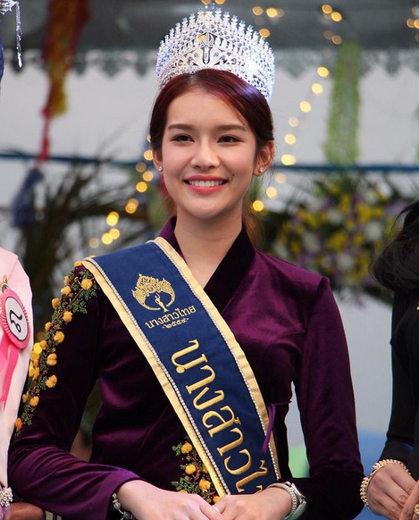 จุ๊บจิ๊บ ธนพร