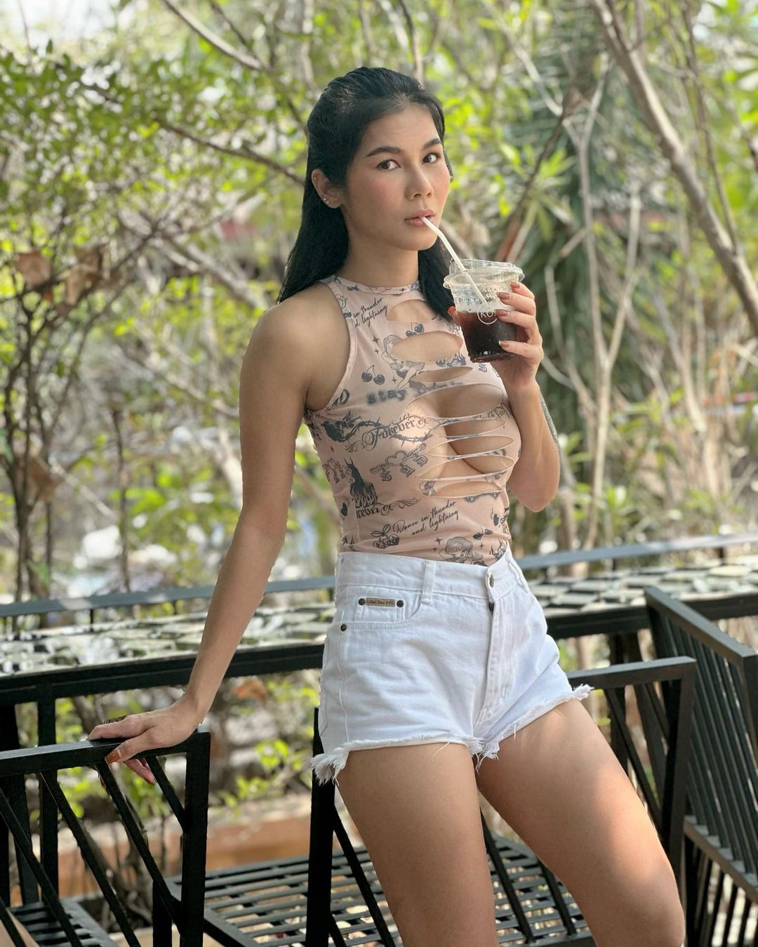 น้องแน๊ต เกศริน