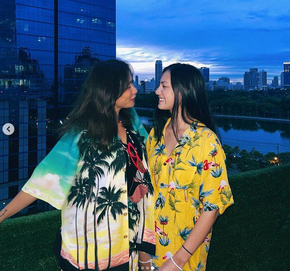 คลอดีน อทิตยา ประวัติ