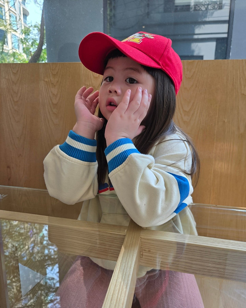 น้องแอบิเกล ดังไกลถึงเวียดนาม